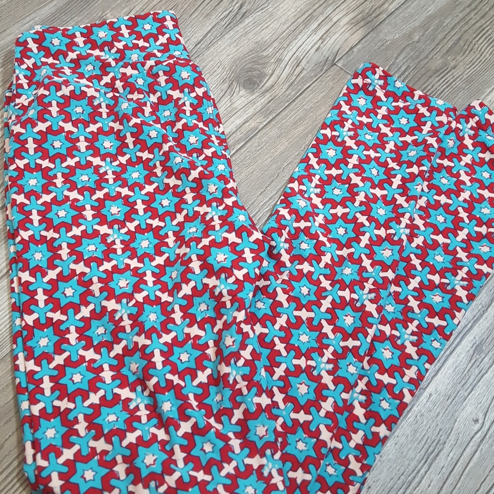 NWOT Lularoe Leggings OS